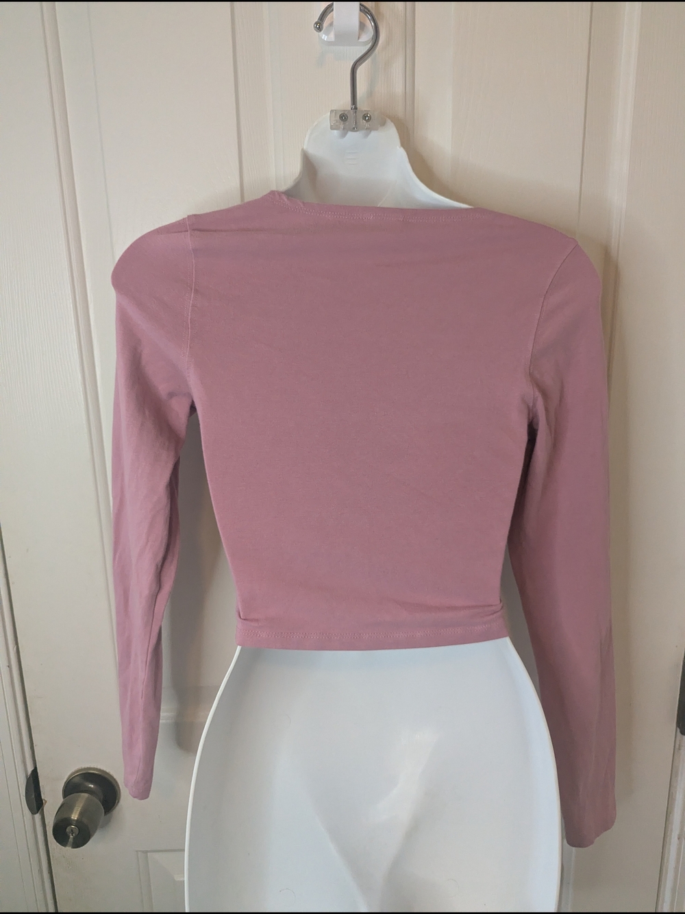 Cotton On Mauve Pink Chest Cutout Long Sleeve Cropped Top Size S - Picture 3 of 7